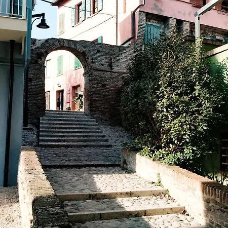 Casa Castelvecchio * 사이비그나노수르루비코니
